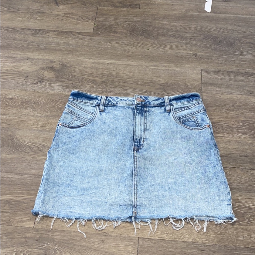 Women’s jean skirt